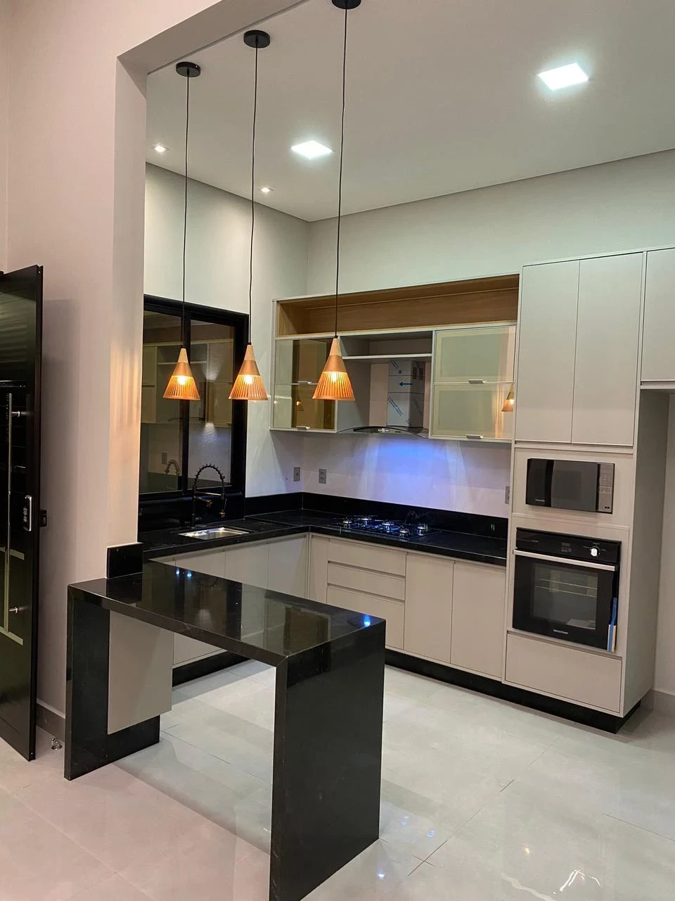 Foto do imóvel: Casa com 2 Quartos à Venda, 122 m² em Jardim Monte Carlo - Indaiatuba