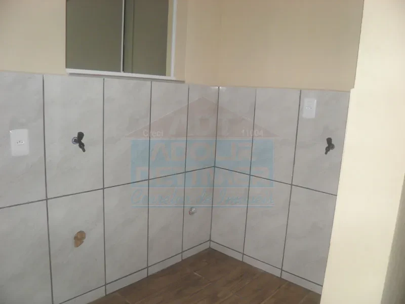 Imagem Kitnet com 1 Quarto para Alugar, 36 m² em Costa e Silva - Joinville