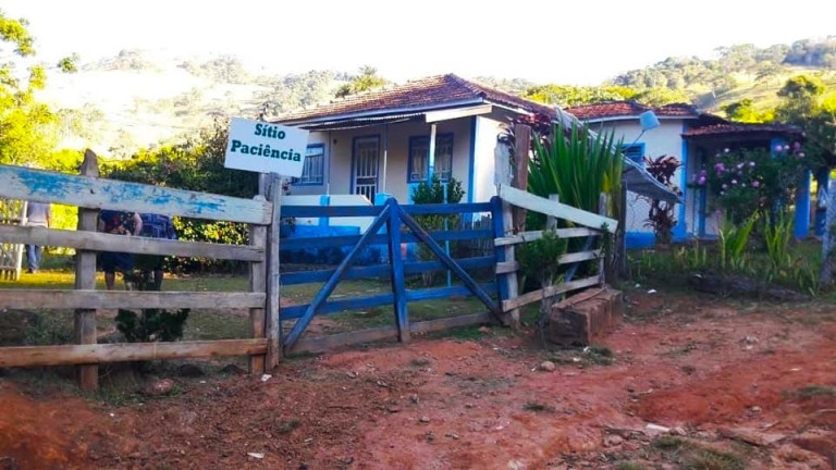 Imagem Chácara com 3 Quartos à Venda, 23.200 m² em Rio Lourenço Velho  - Delfim Moreira