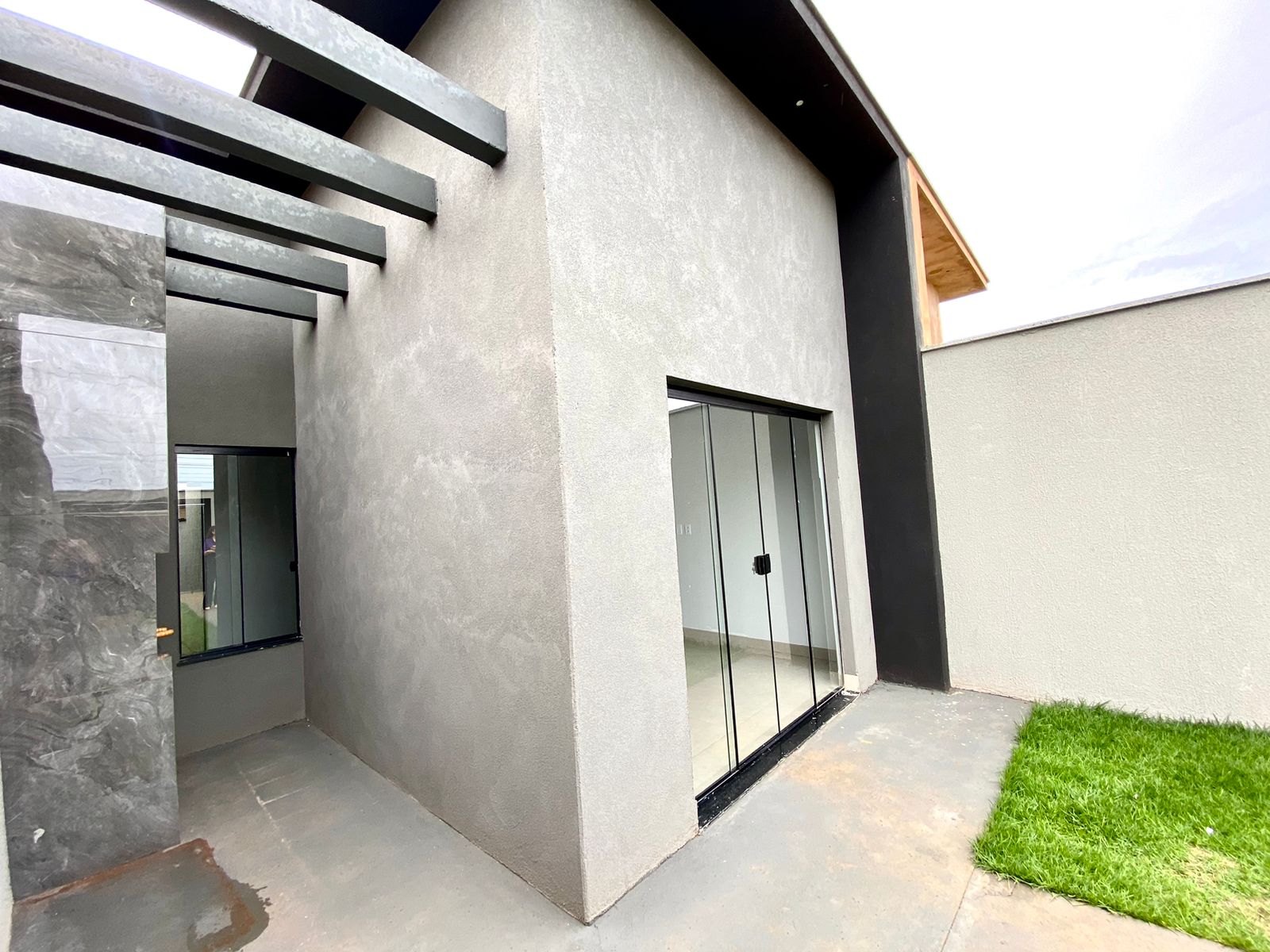 Imagem Casa com 2 Quartos à Venda, 67 m²em Jardim Floresta - Rio Verde