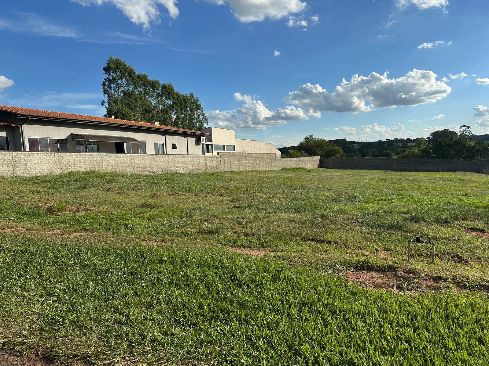 Imagem Terreno em Condomínio à Venda, 2.000 m² em Recanto dos Nobres I - Agudos