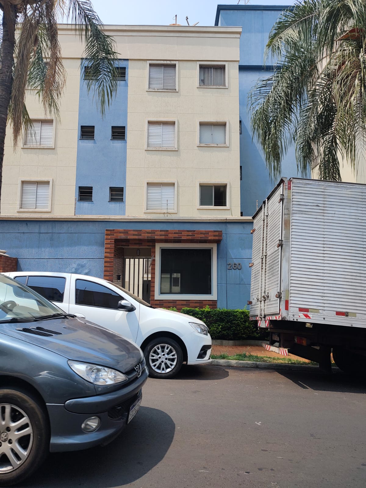 Apartamento com 2 Quartos à Venda ou Locação, 65 m²em Presidente Médici - Ribeirão Preto