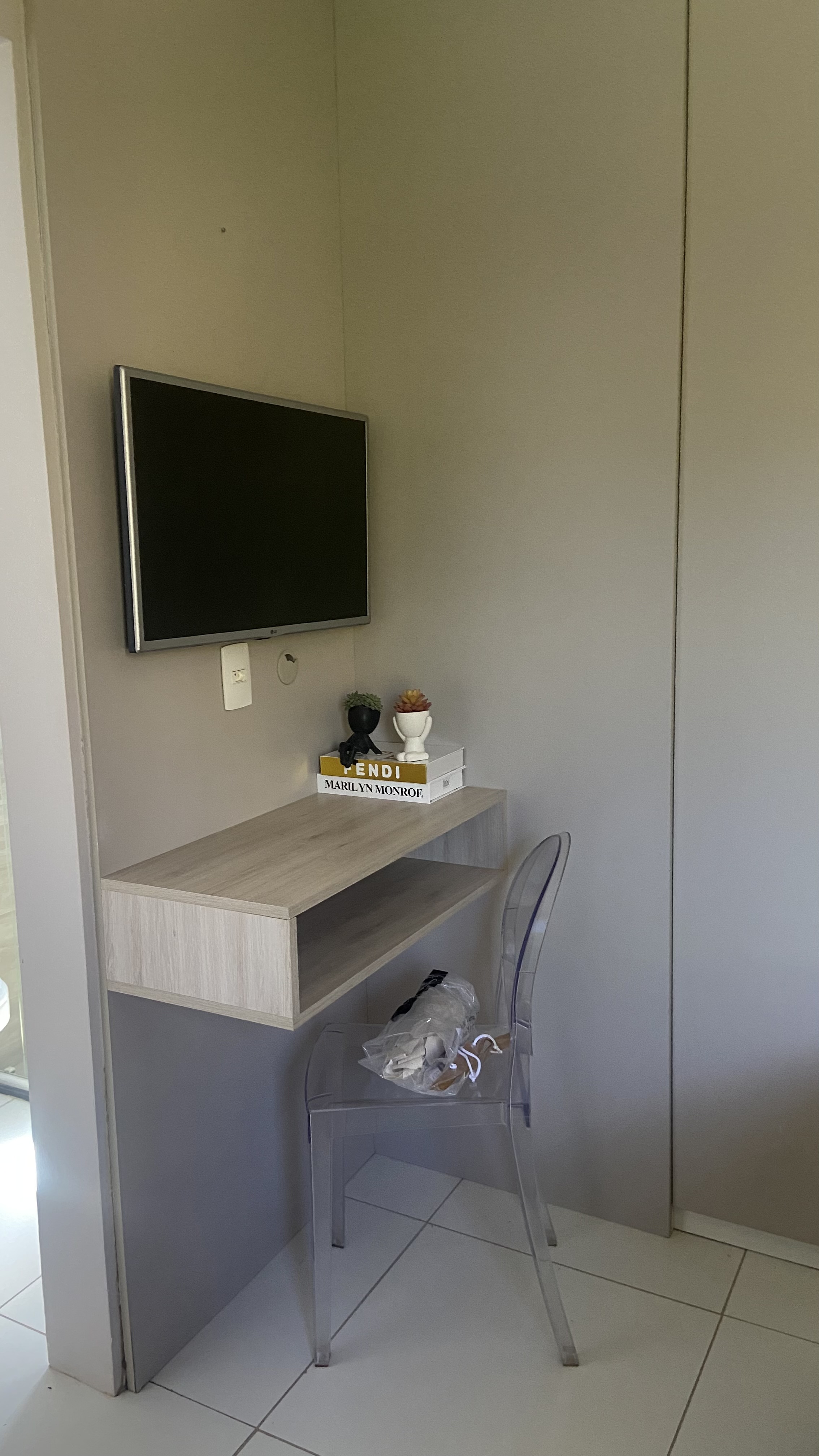 Imagem Apartamento com 2 Quartos à Venda, 56 m²em Uruguai - Teresina