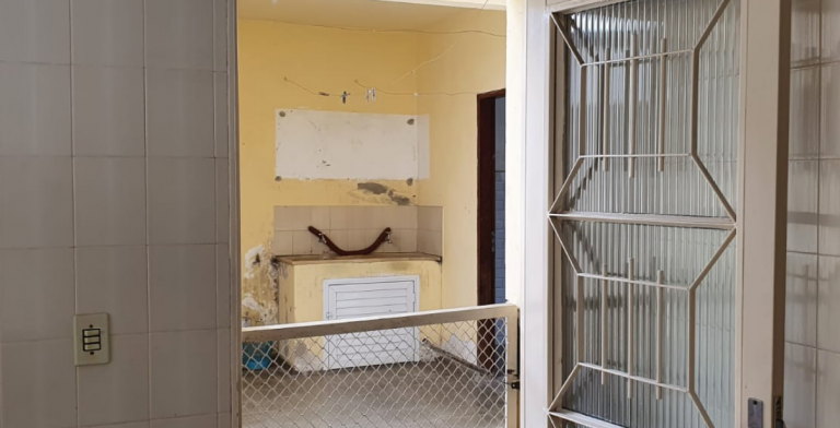 Imagem Casa com 3 Quartos à Venda, 306 m² em Vila Canevari - Cruzeiro