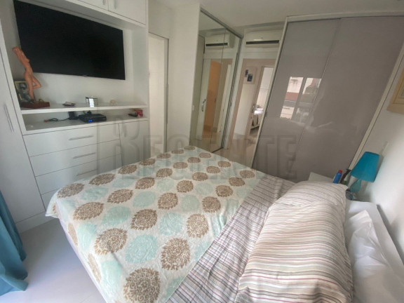 Imagem Apartamento com 2 Quartos à Venda, 101 m² em Centro - Florianópolis