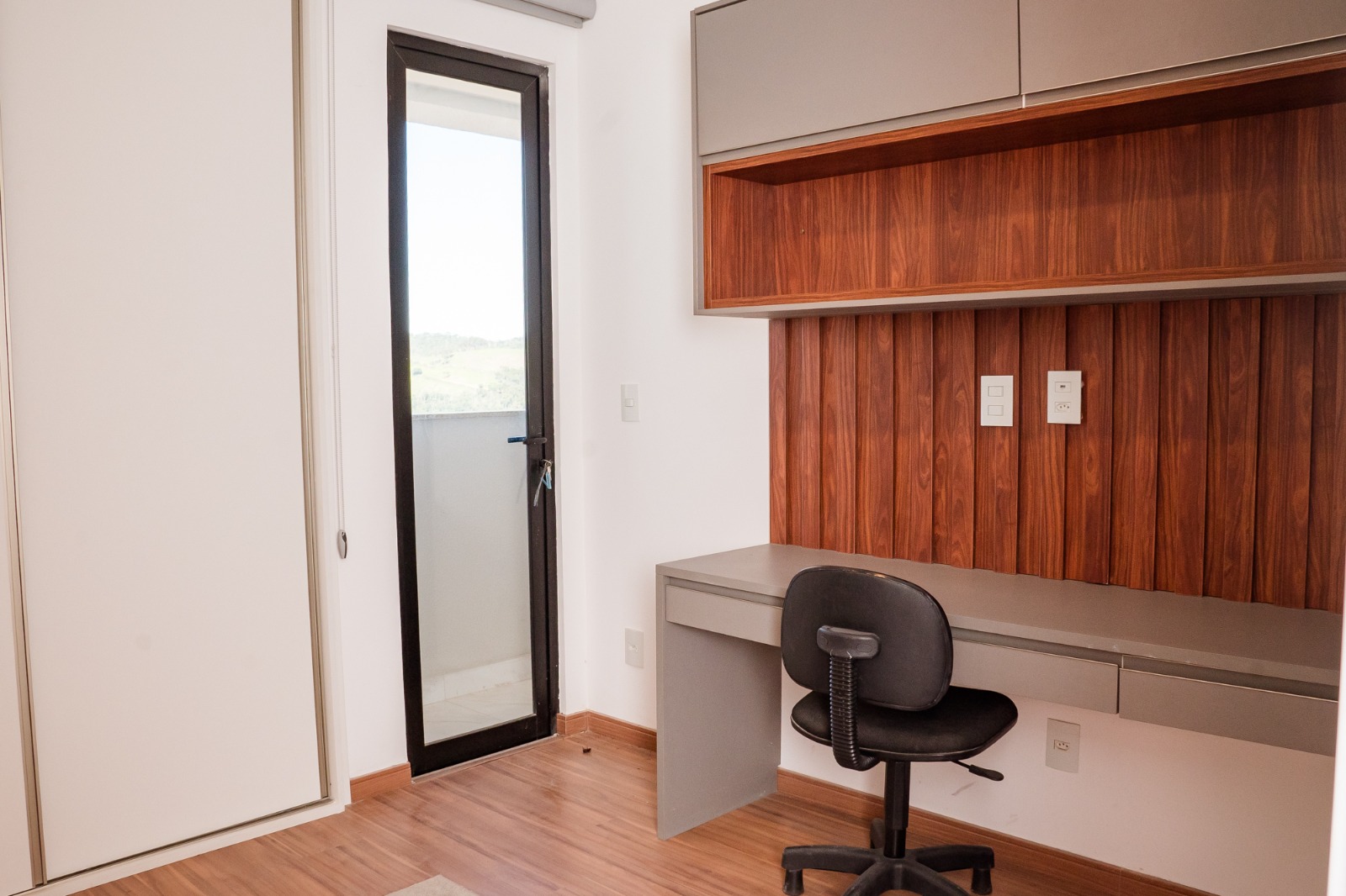 Imagem Apartamento com 3 Quartos à Venda, 70 m² em Granbery - Juiz de Fora