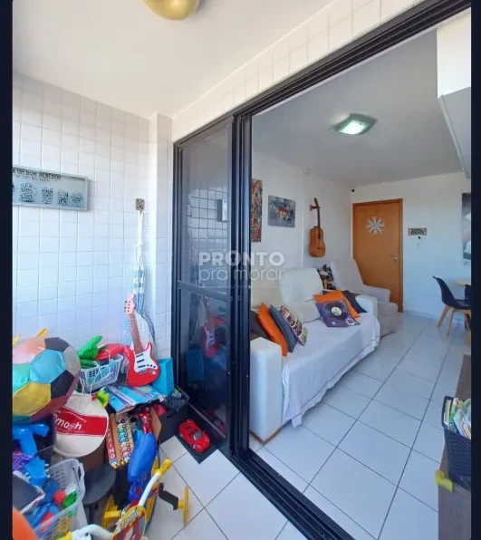 Imagem Apartamento com 3 Quartos à Venda, 62 m² em Casa Amarela - Recife