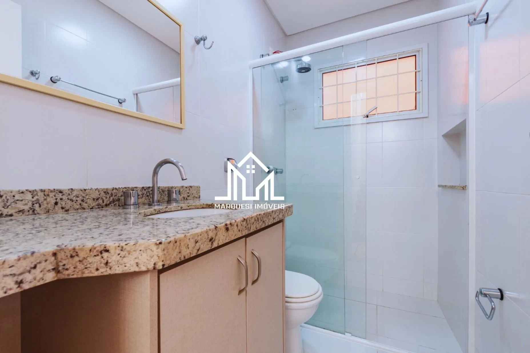 Imagem Casa de Condomínio com 3 Quartos à Venda, 162 m² em Bom Retiro - Curitiba
