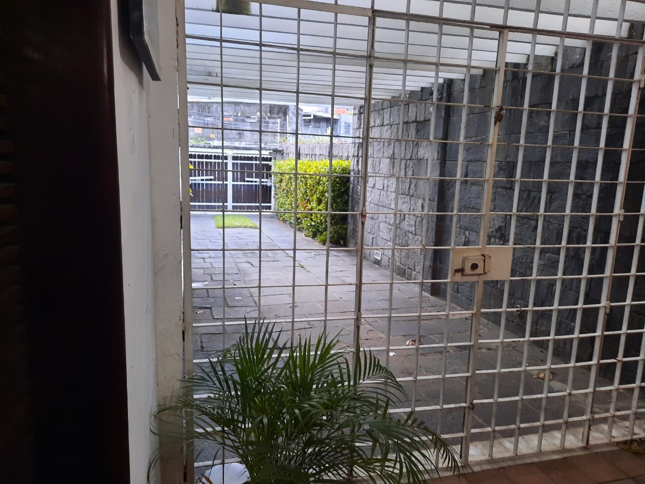 Foto do imóvel: Casa com 4 Quartos à Venda ou Locação, 400 m² em Ilha do Leite - Recife