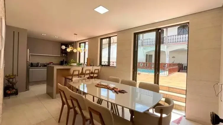 Imagem Casa com 5 Quartos à Venda, 279 metros em Alto Barroca - Belo Horizonte