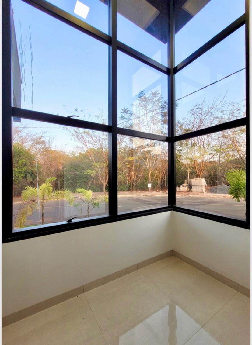 Foto do imóvel: Casa de Condomínio à Venda, 270 m² em Residencial Maria Júlia - São José do Rio Preto