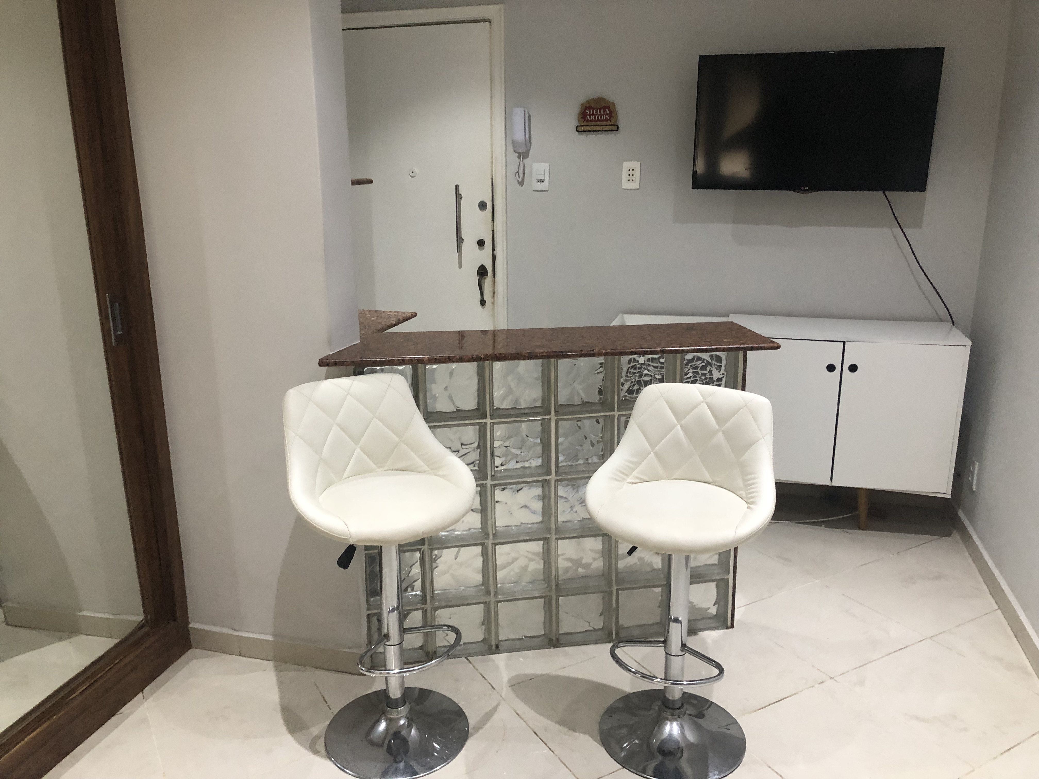 Imagem Apartamento com 1 Quarto à Venda, 35 m²em Copacabana - Rio de Janeiro