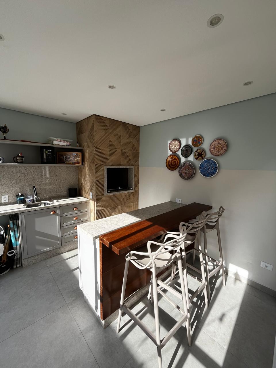 Imagem Casa com 3 Quartos à Venda, 265 m²em Abranches - Curitiba