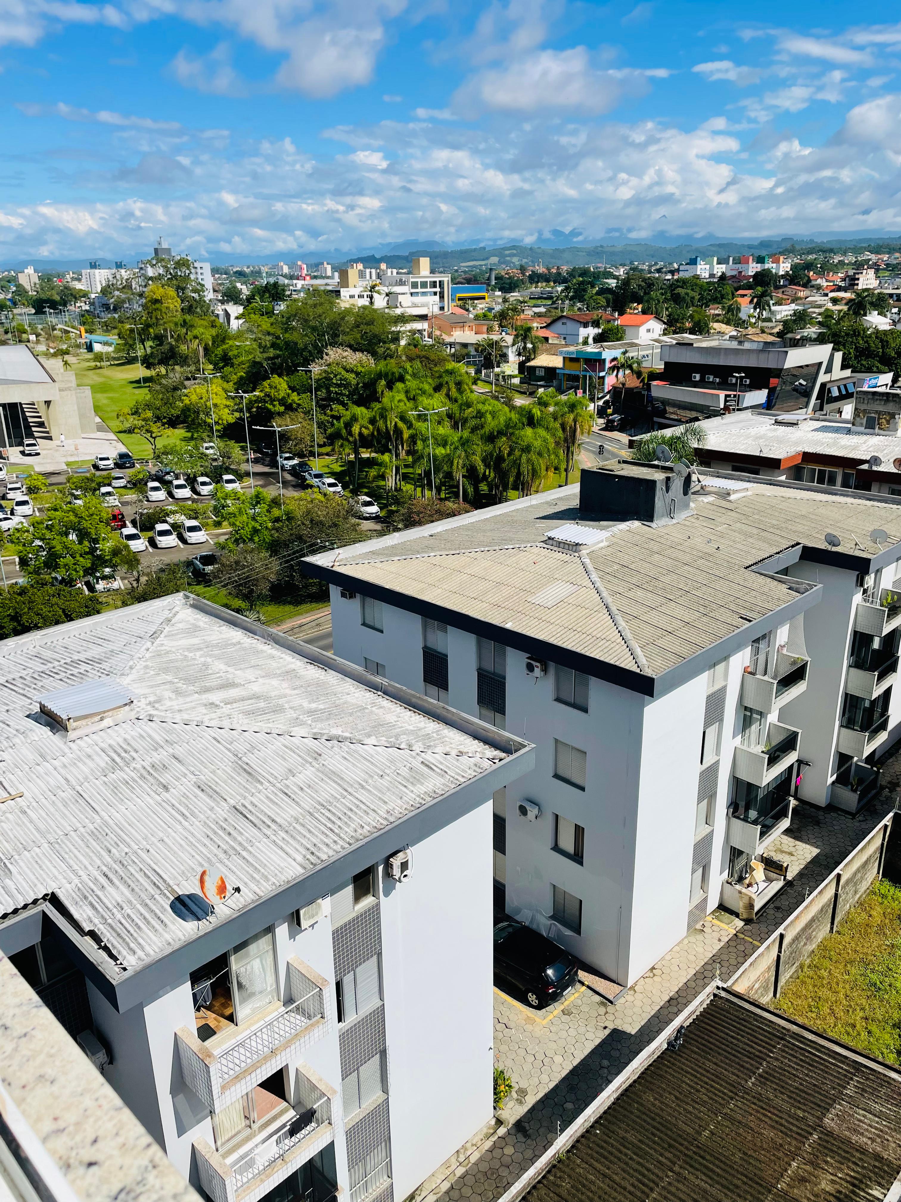 Imagem Apartamento com 2 Quartos à Venda, 72 m² em Santa Bárbara - Criciúma