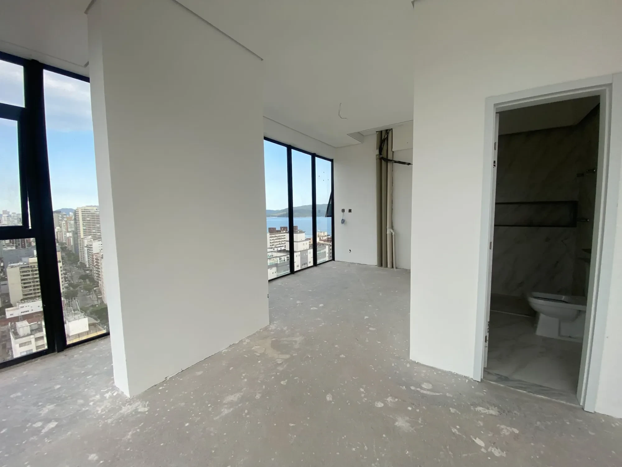 Imagem Cobertura com 4 Quartos à Venda, 320 m² em José Menino - Santos