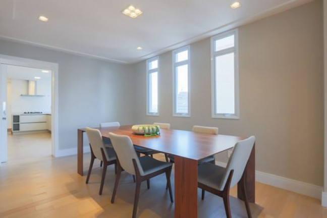 Imagem Apartamento com 3 Quartos à Venda, 212 m² em Vila Nova Conceição - São Paulo