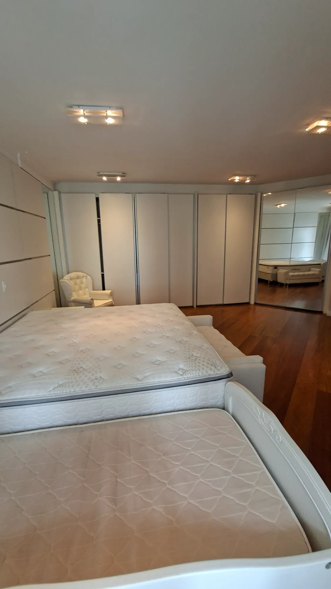 Imagem Apartamento com 3 Quartos para Alugar, 232 metros em Parque Campolim - Sorocaba