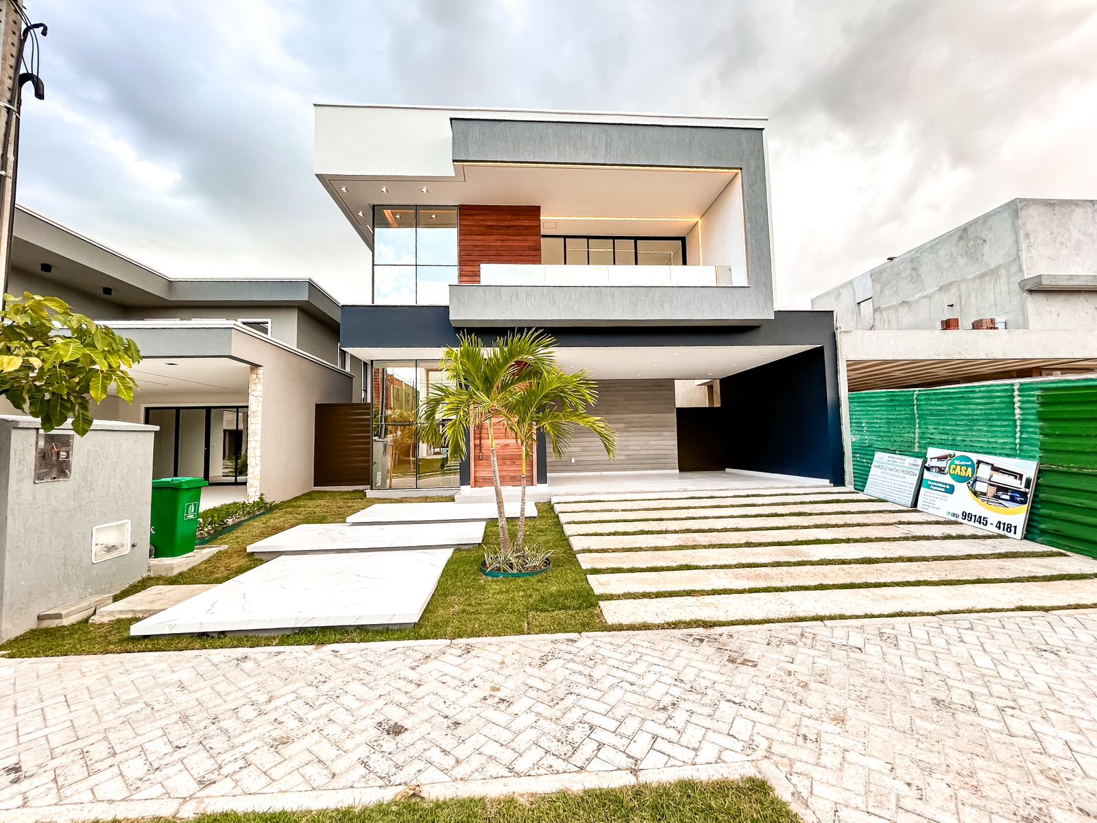 Imagem Casa de Condomínio com 5 Quartos à Venda, 252 m² em Cidade Alpha - Eusébio