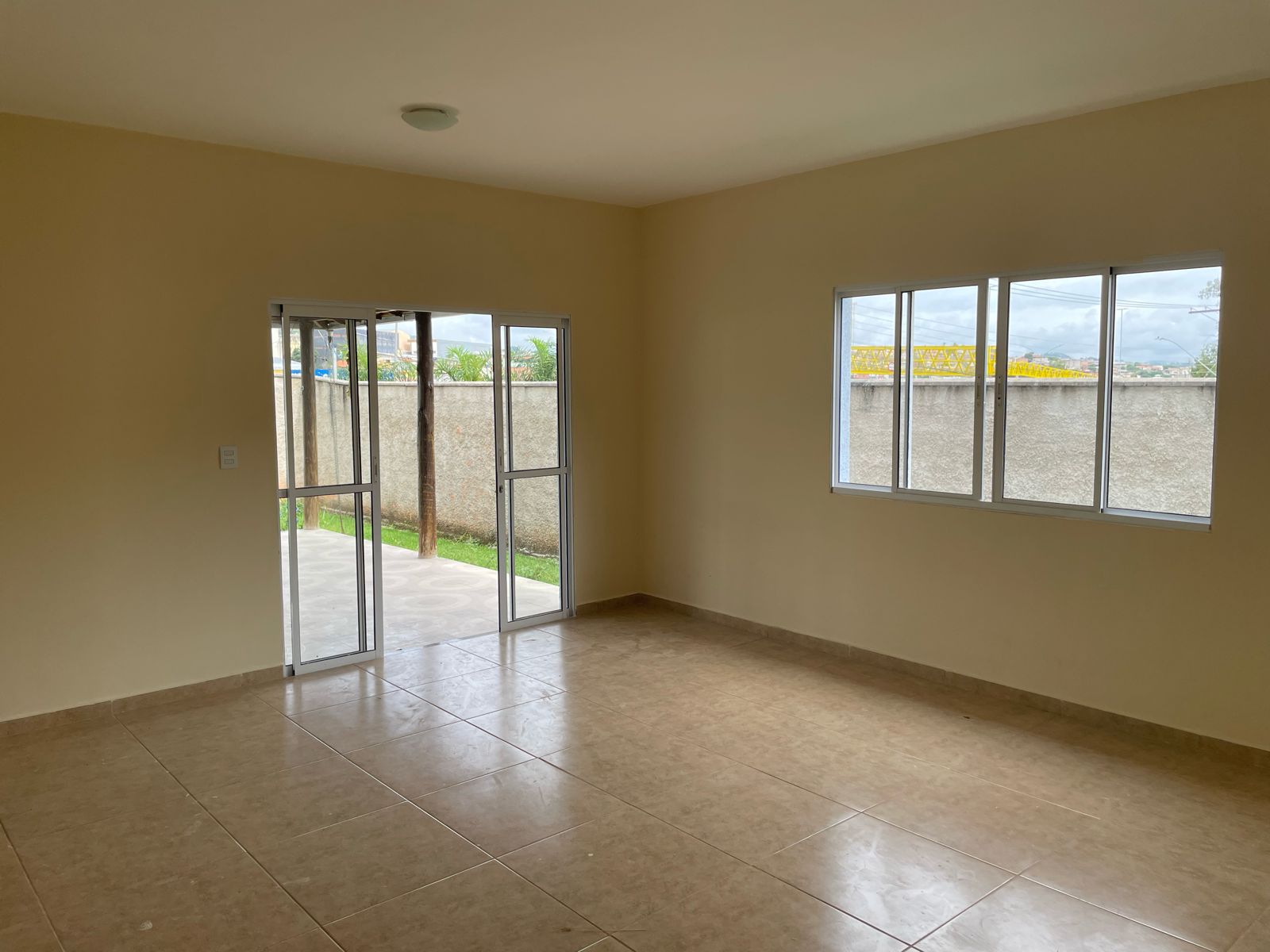 Imagem Casa de Condomínio com 3 Quartos à Venda, 1 m²em Condomínio Vale do Ouro - Ribeirão das Neves