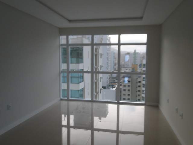 Imagem Apartamento com 3 Quartos à Venda, 130 m² em Itapema