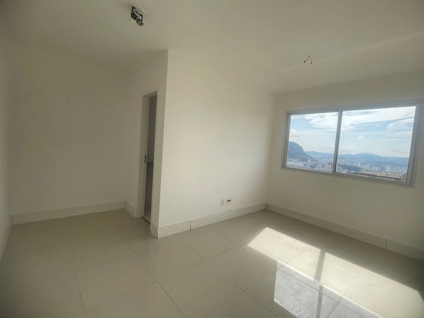 Imagem Cobertura com 2 Quartos à Venda, 180 m² em Estrela Sul - Juiz de Fora Imagem Cobertura com 2 Quartos à Venda, 180 m² em Estrela Sul - Juiz de Fora