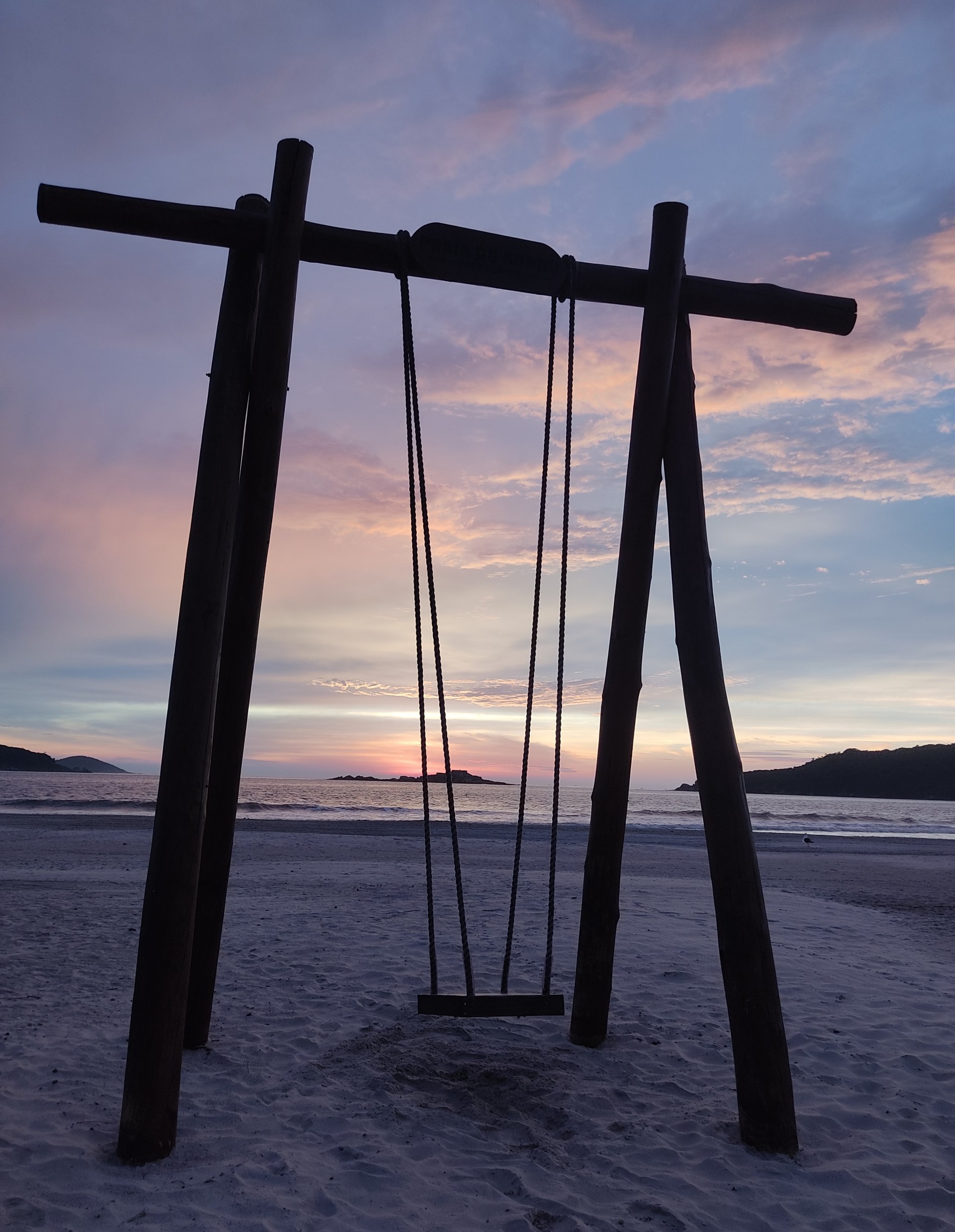 Imagem Sobrado à Venda ou Temporada, 100 m²em Praia do Sonho - Palhoça