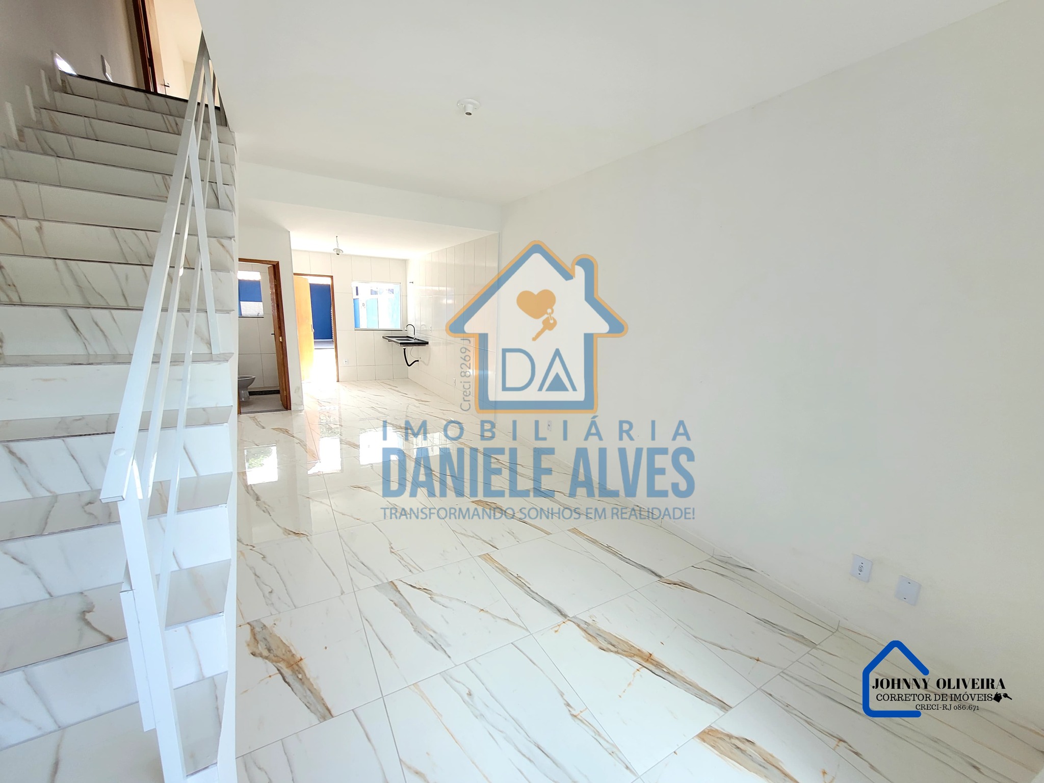 Imagem Casa com 2 Quartos à Venda, 75 metro em Jardim Alzira - Queimados