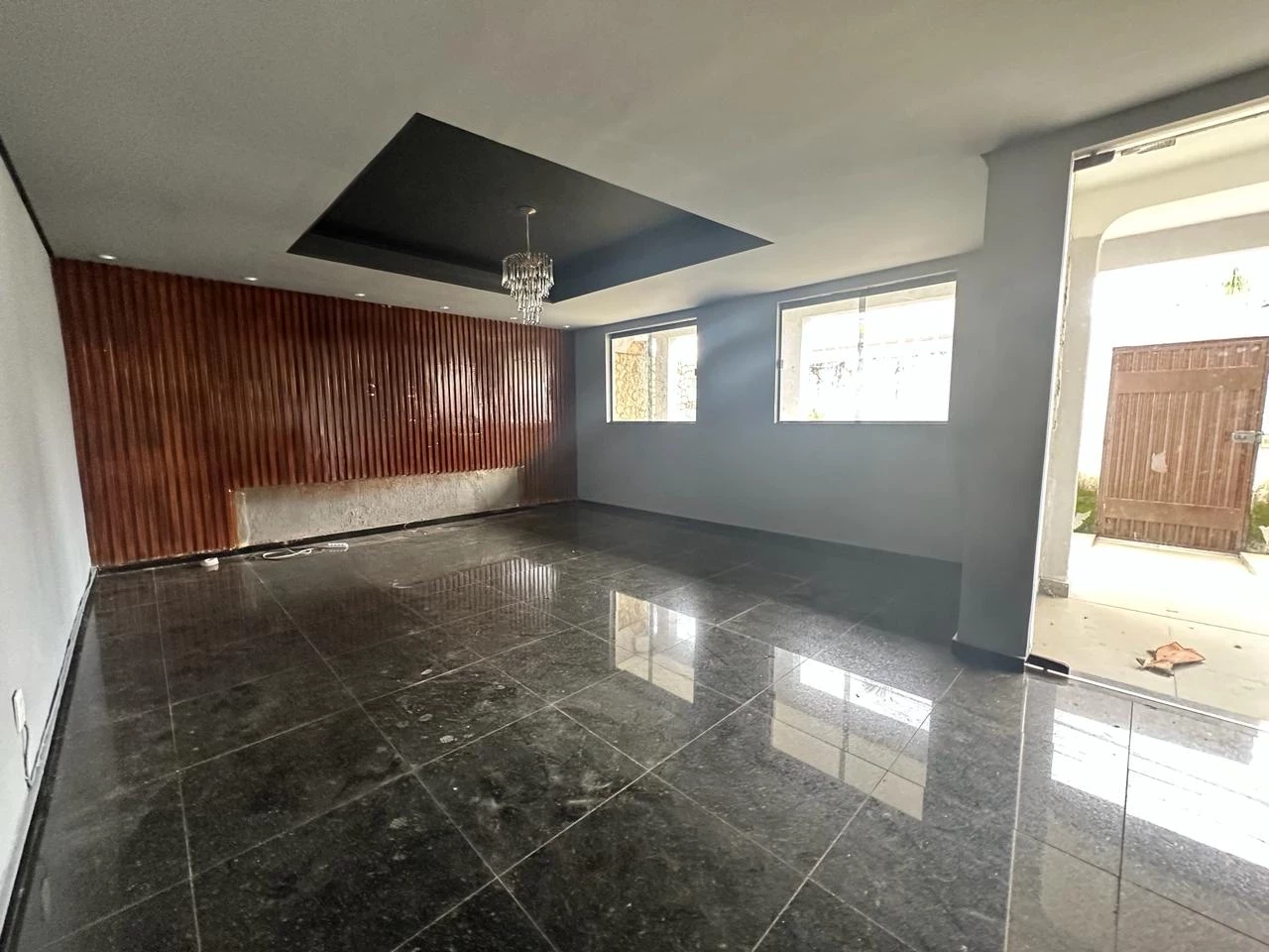 Imagem Sobrado com 6 Quartos à Venda, 411 m² em Setor Jaó - Goiânia Imagem Sobrado com 6 Quartos à Venda, 411 m² em Setor Jaó - Goiânia