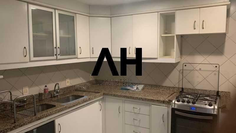 Imagem Casa de Condomínio com 4 Quartos à Venda, 300 m²em Cidade Universitária - Rio de Janeiro