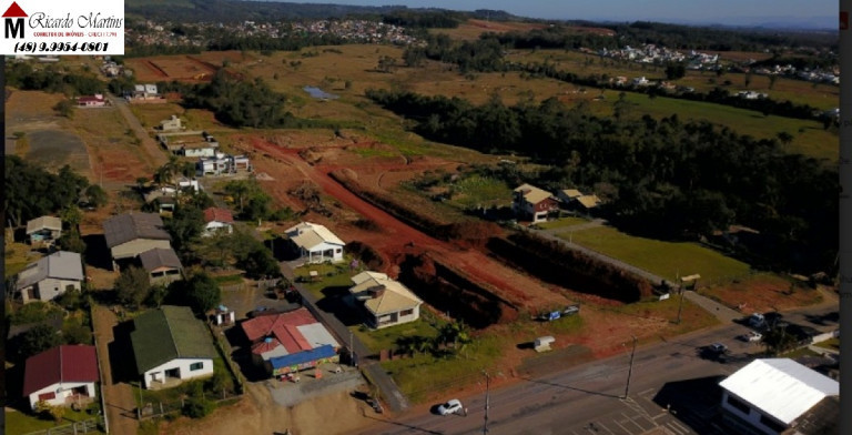 Imagem Terreno à Venda,  em Primeira Linha - Criciúma