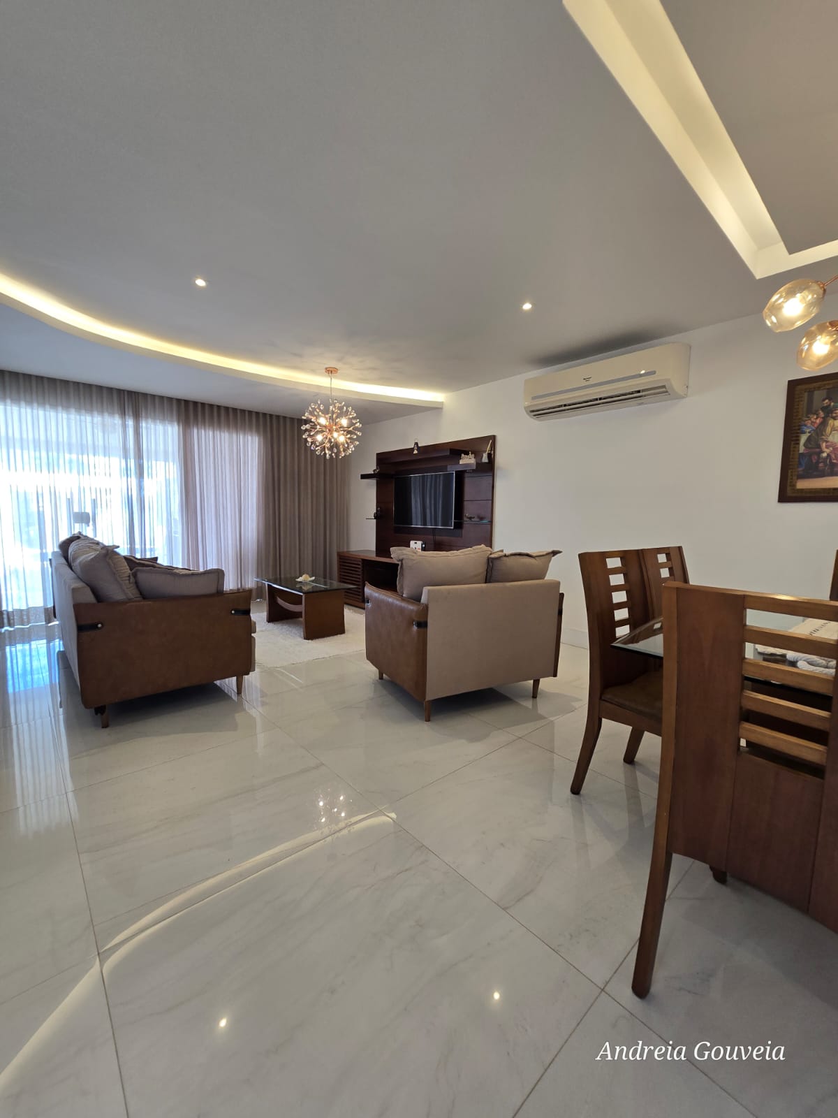 Foto do imóvel: Casa com 5 Quartos à Venda, 268 m² em Recreio dos Bandeirantes - Rio de Janeiro