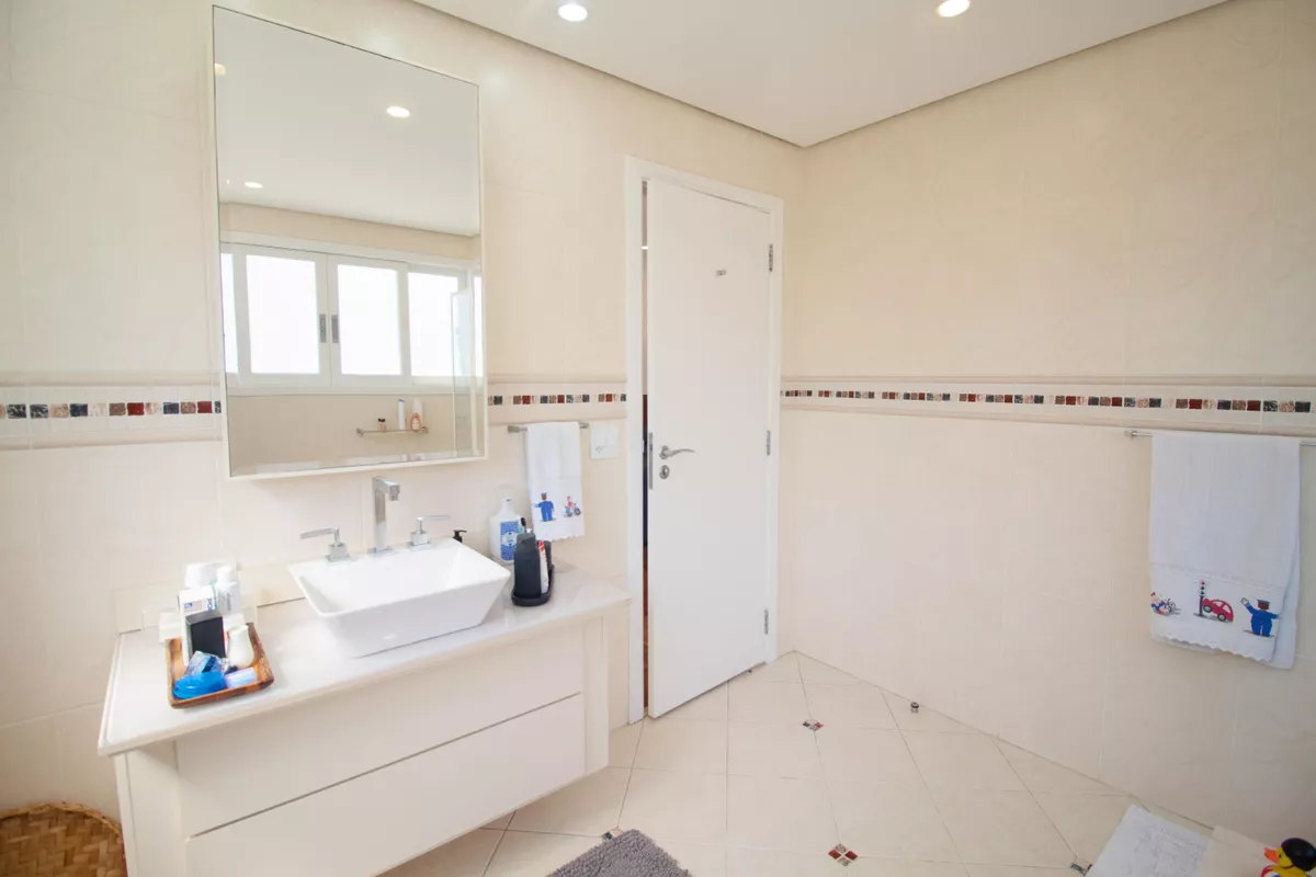 Imagem Casa com 4 Quartos à Venda ou Locação, 460 m² em Alto de Pinheiros - São Paulo