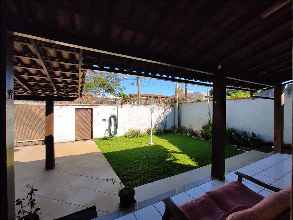 Imagem Casa com 3 Quartos à Venda, 200 m²em Piratininga - Niterói
