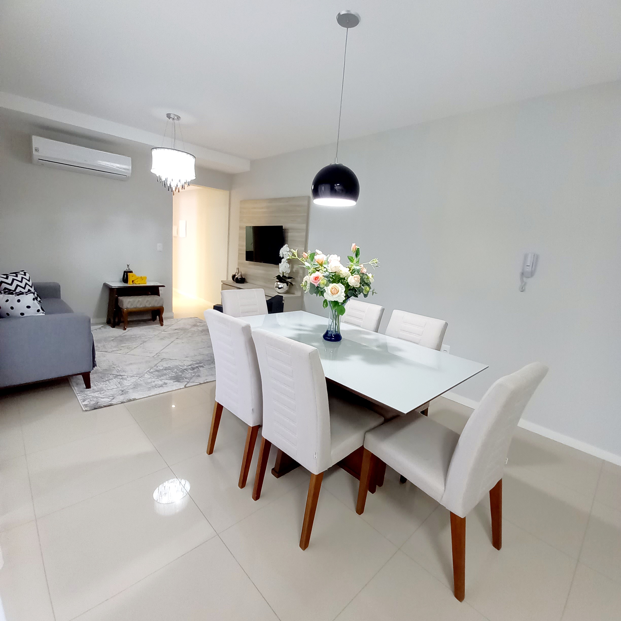 Imagem Apartamento com 2 Quartos à Venda, 78 m²em Bombas - Bombinhas