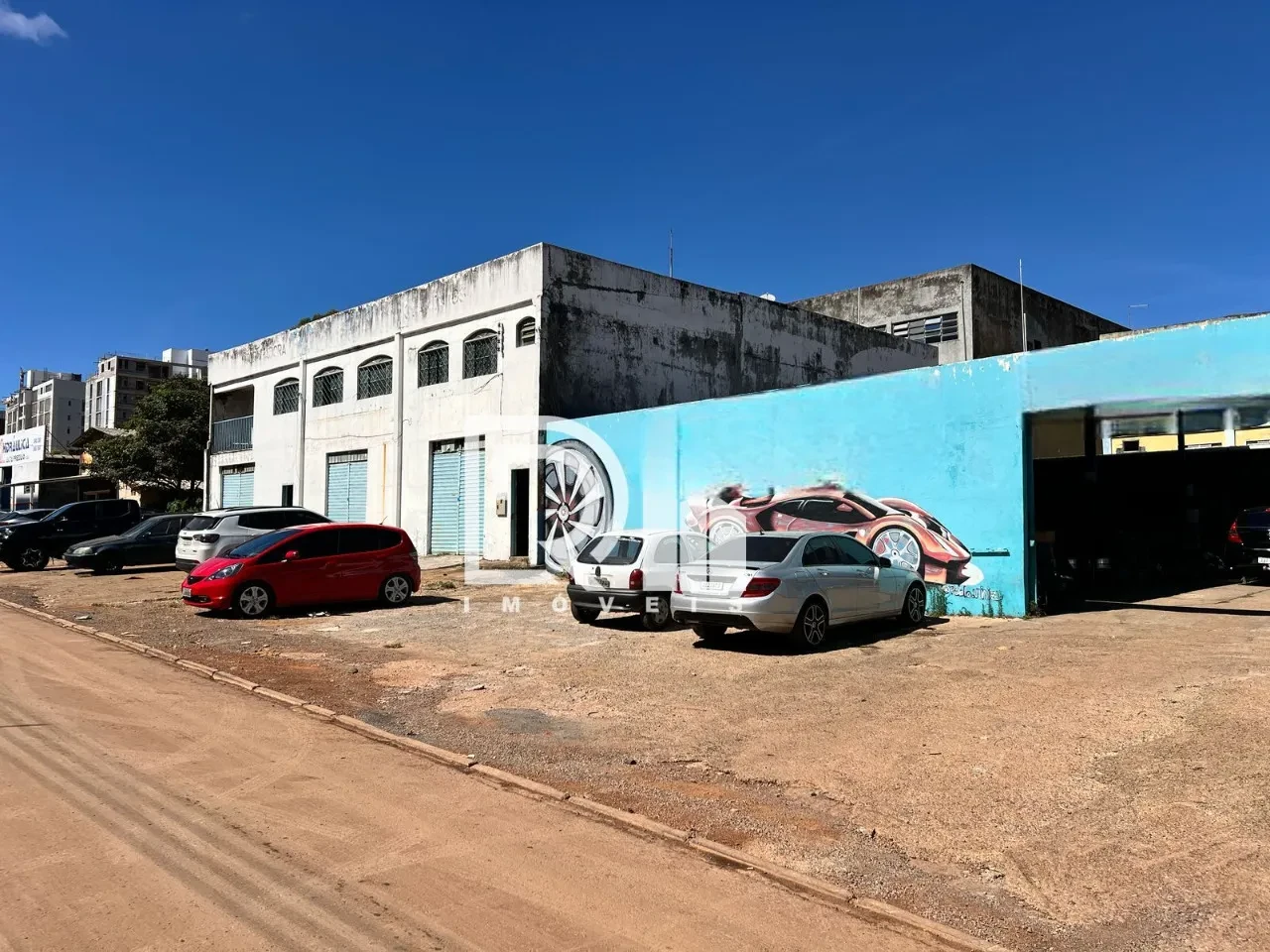 Galpão à Venda, 800 m² em Zona Industrial (Guará) - Brasília