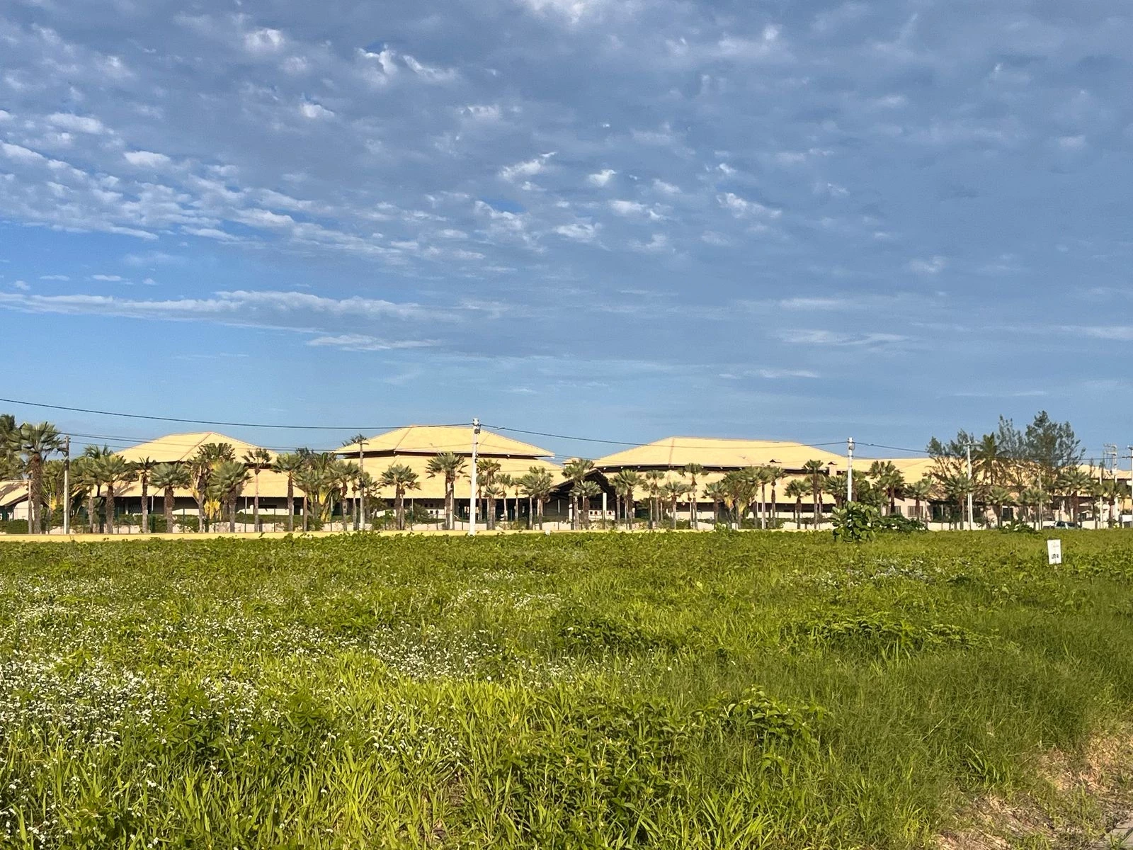 Imagem Terreno em Condomínio à Venda, 404 m² em Cumbuco - Caucaia