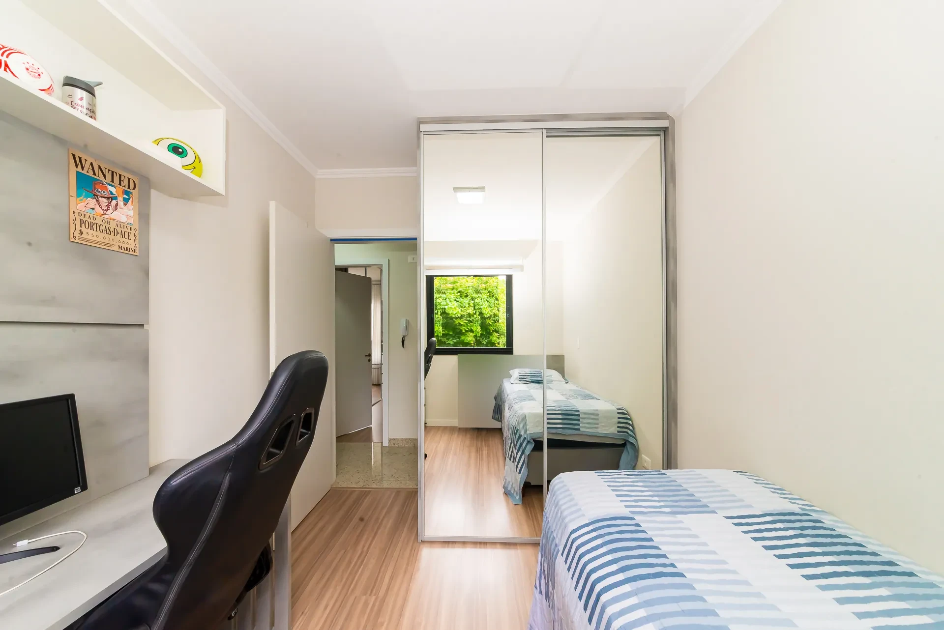 Imagem Casa de Condomínio com 3 Quartos à Venda, 105 m² em Santa Cândida - Curitiba