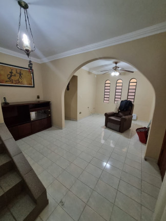 Imagem Sobrado com 5 Quartos à Venda,  em Cidade Antônio Estevão de Carvalho - São Paulo