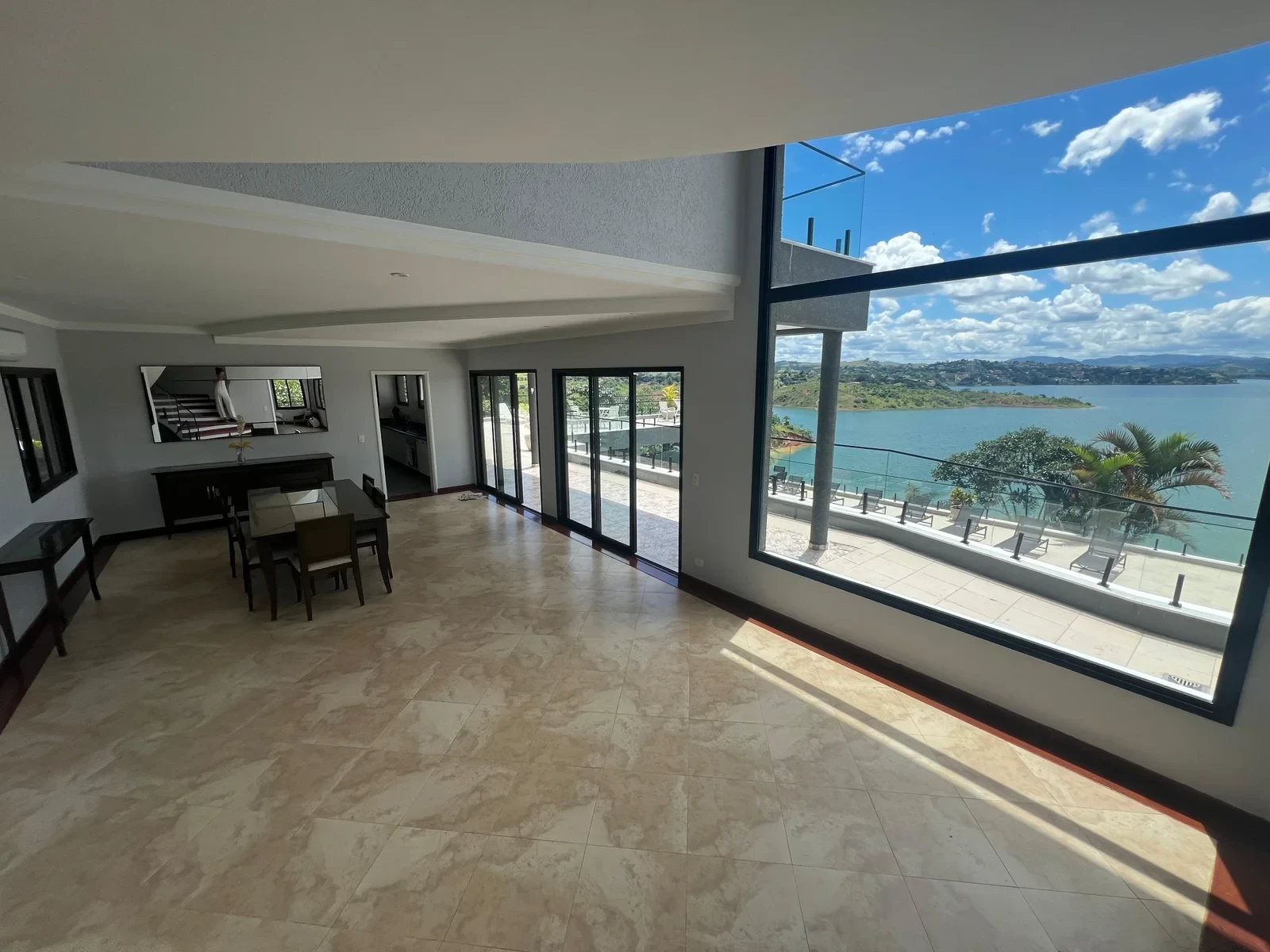 Imagem Casa de Condomínio com 4 Quartos à Venda, 5400 m² em Santa Isabel - Santa Isabel