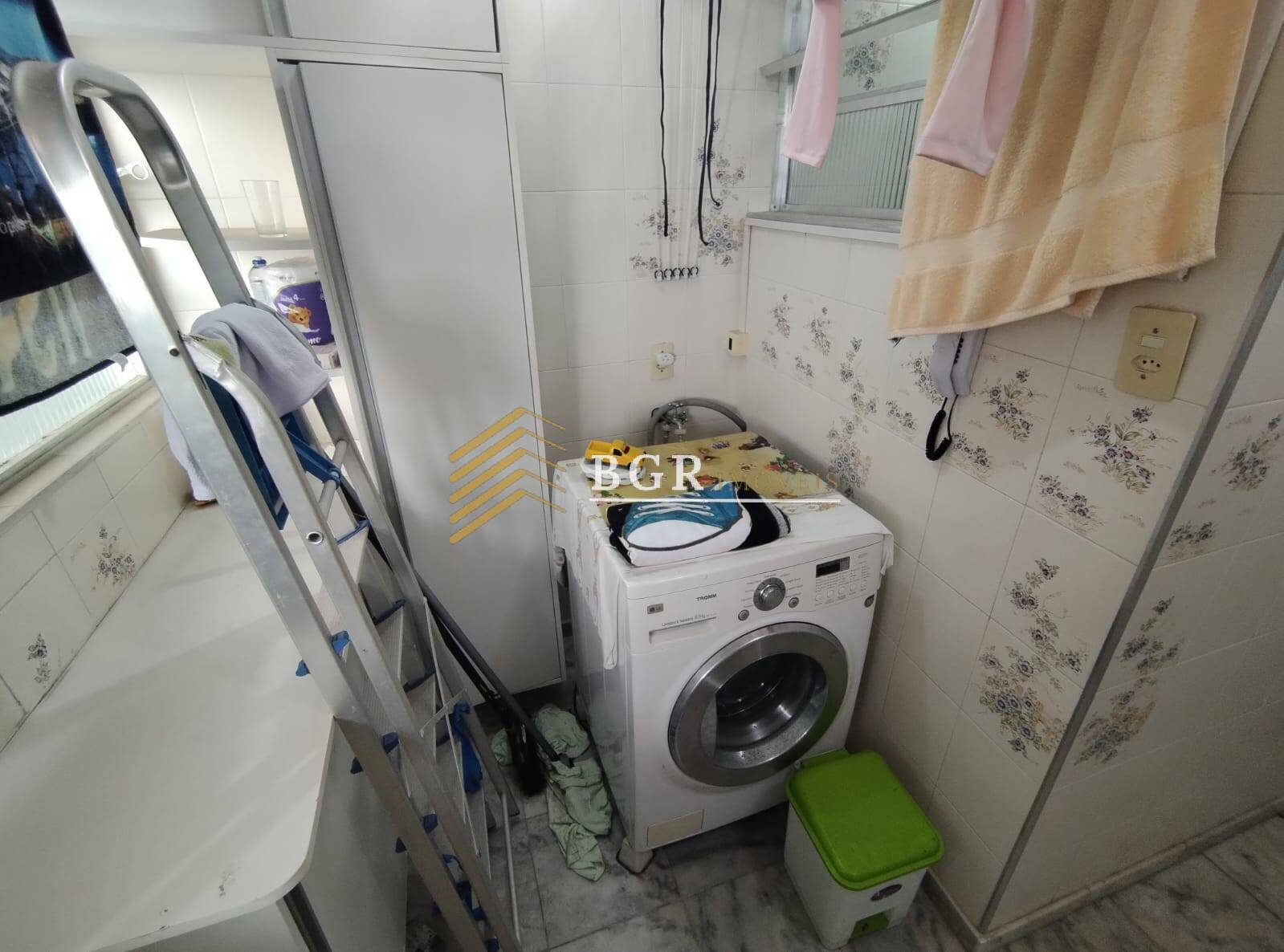 Imagem Apartamento com 1 Quarto para Alugar, 70 m²em José Menino - Santos