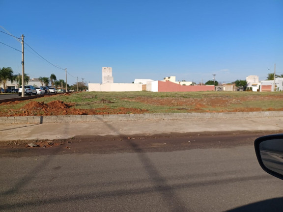 Imagem Terreno à Venda, 3.300 m² em Concórdia I - Araçatuba