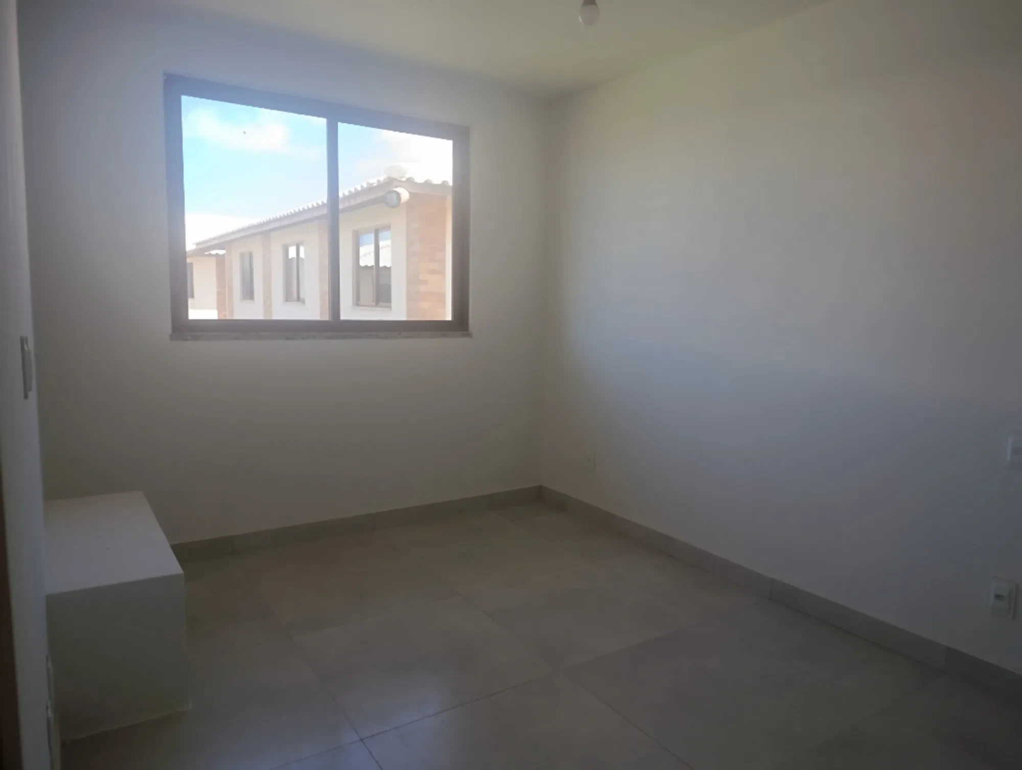 Imagem Casa de Condomínio com 2 Quartos à Venda, 75 m² em Imbassaí - Mata de São João