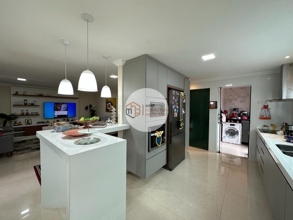Imagem Casa de Condomínio com 4 Quartos à Venda, 204 m²em Nova São Pedro - São Pedro da Aldeia