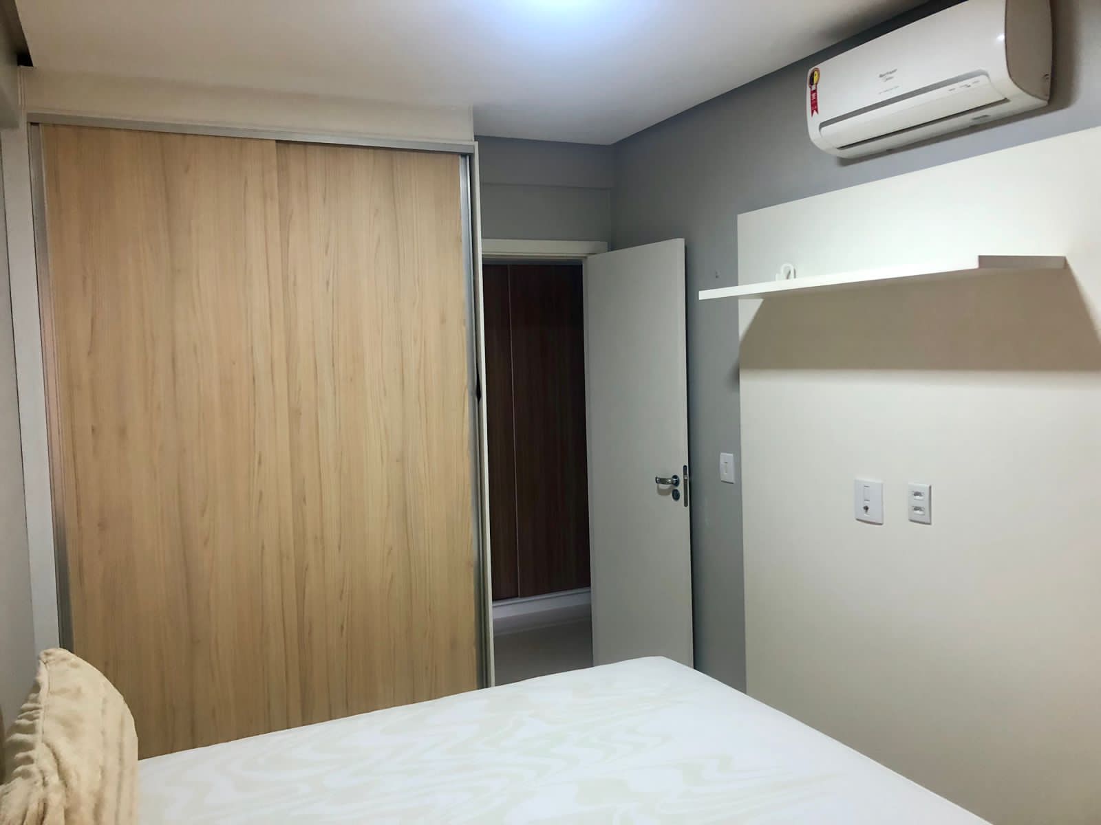 Imagem Apartamento com 3 Quartos à Venda, 138 m²em Cremação - Belém