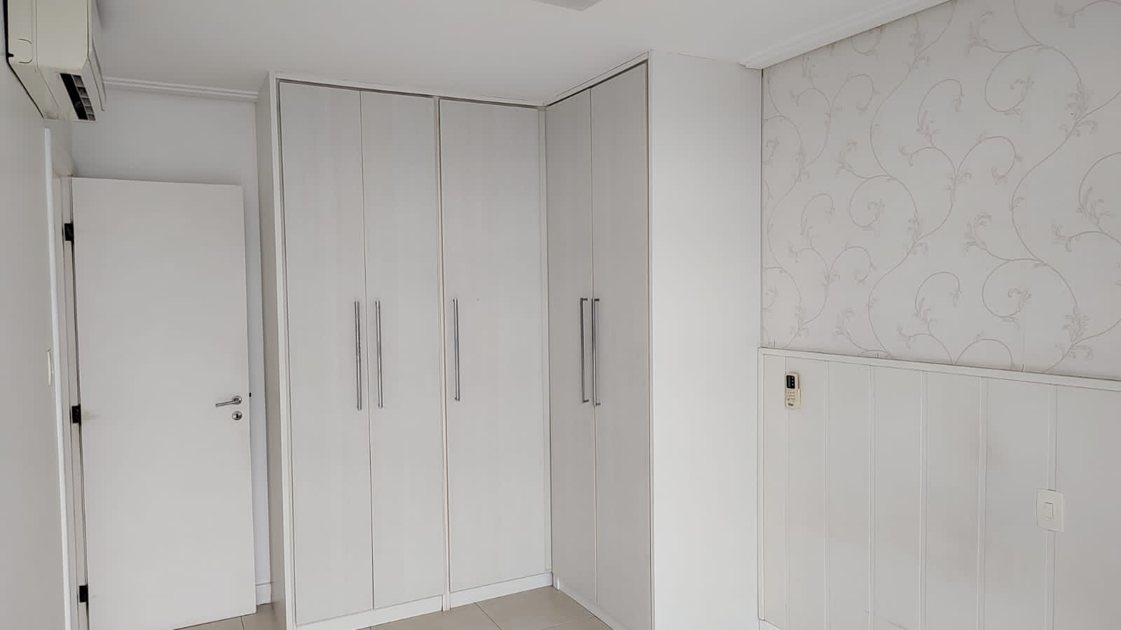 Imagem Apartamento com 2 Quartos à Venda, 88 m²em Candeal - Salvador