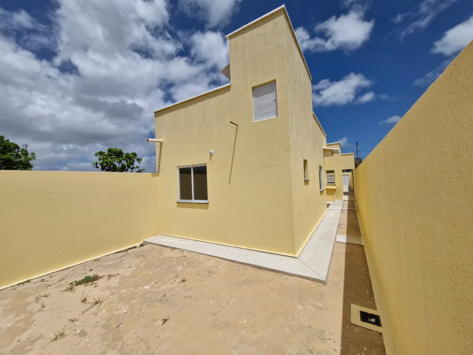 Imagem Casa com 3 Quartos à Venda, 252 m² em Camará - Aquiraz