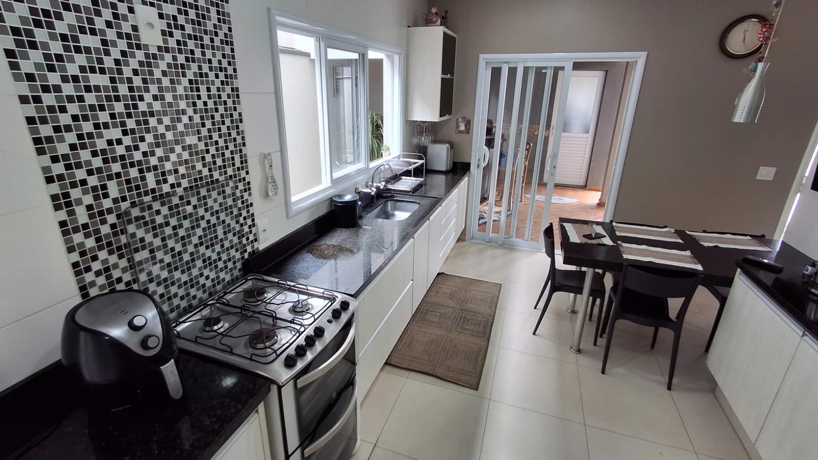 Imagem Casa de Condomínio com 3 Quartos à Venda, 180 m² em Parque Esplanada - Votorantim