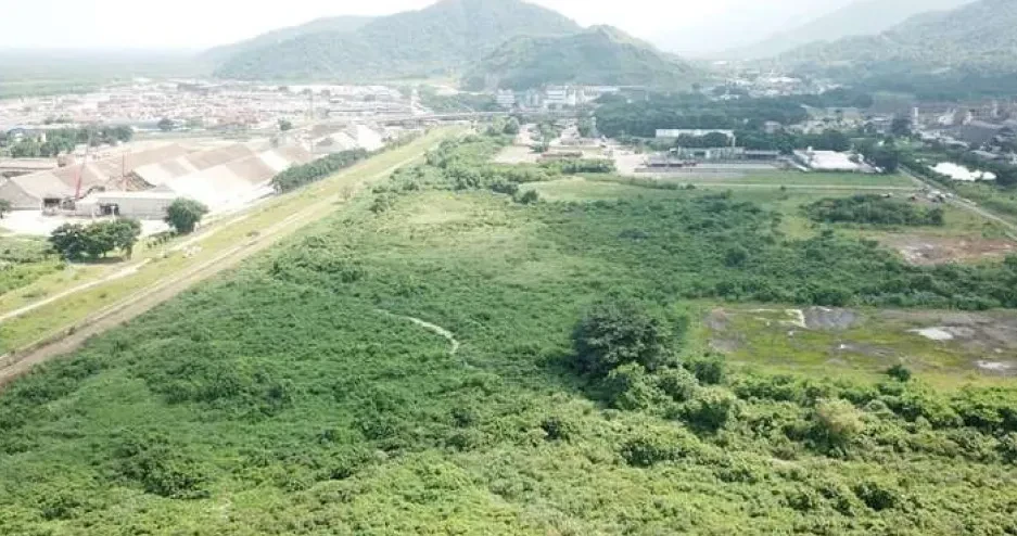 Imagem Terreno à Venda, 10006 metro em Zona Industrial - Cubatão