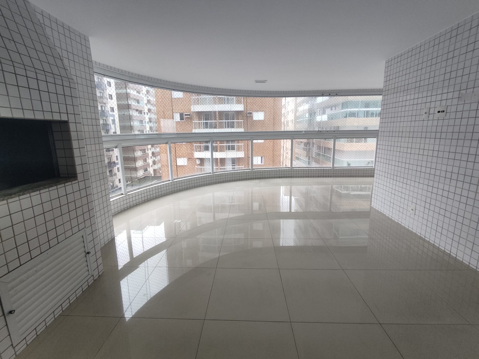 Imagem Apartamento com 3 Quartos à Venda, 170 m²em Tupi - Praia Grande