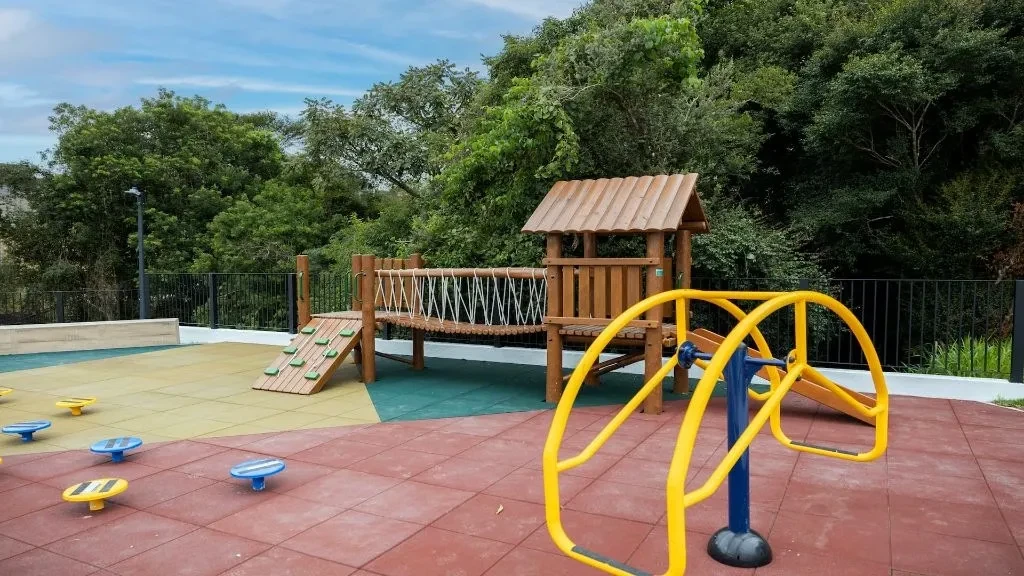 Imagem Terreno em Condomínio à Venda, 162 m² em Pilarzinho - Curitiba